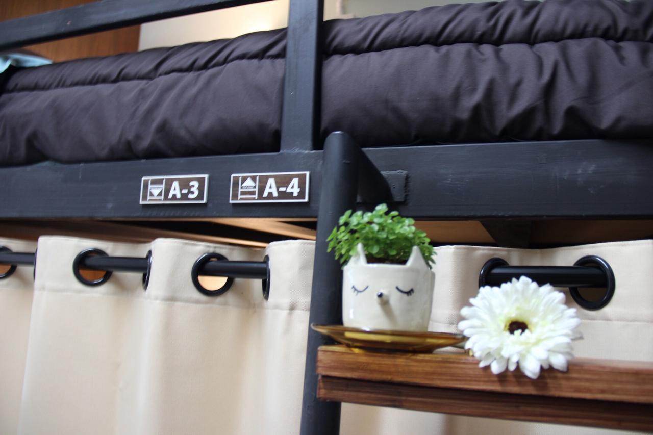Bedtiny Hostel (Adults Only) Чиангмай Экстерьер фото